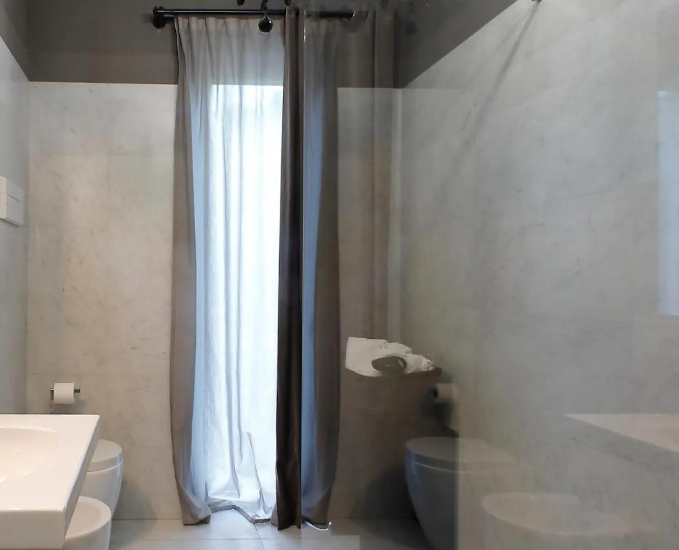 Extra Urbano - Lago Di Garda - Adults Only Ponti sul Mincio Apartment