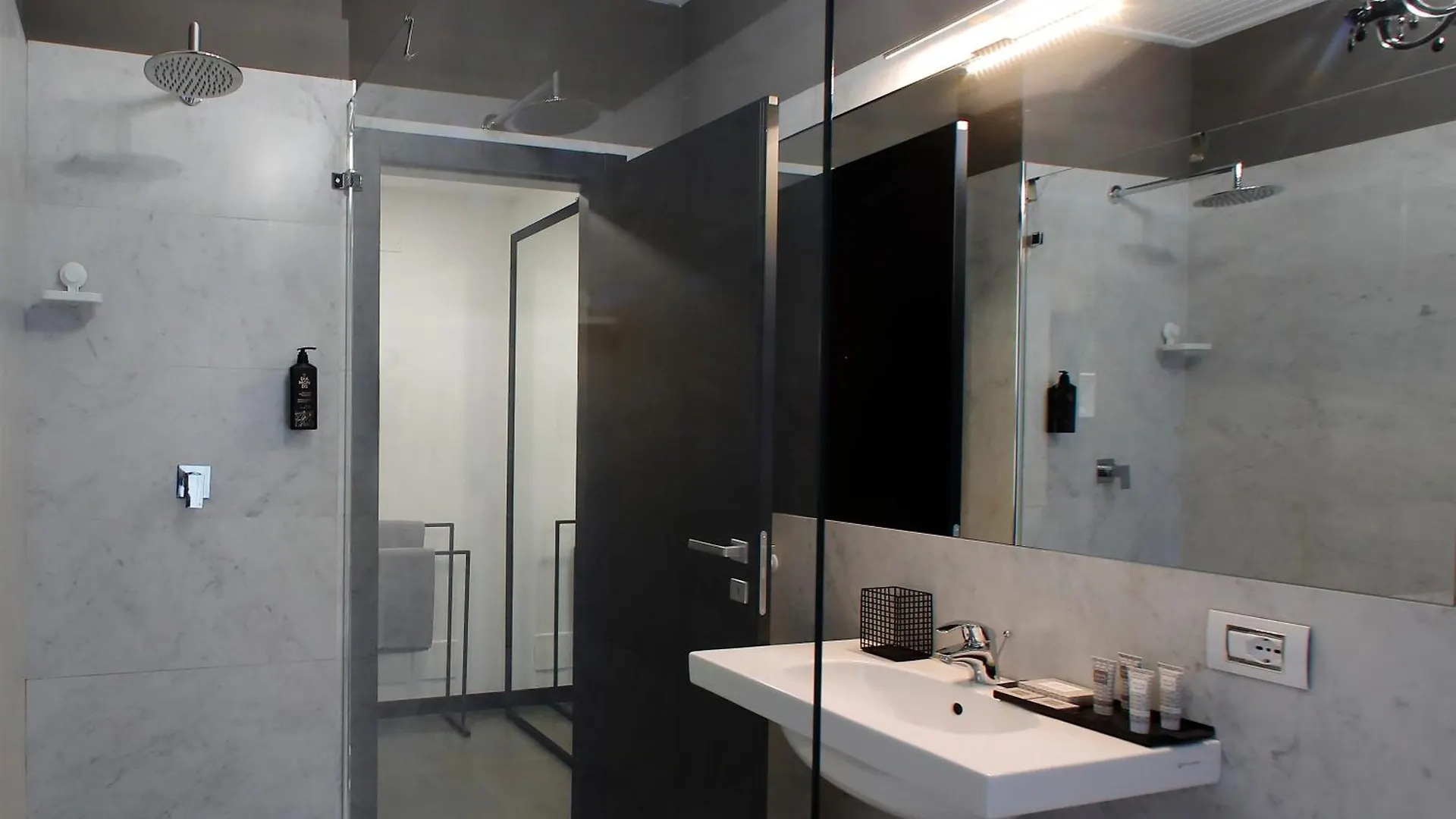 Extra Urbano - Lago Di Garda - Adults Only Ponti sul Mincio Italy